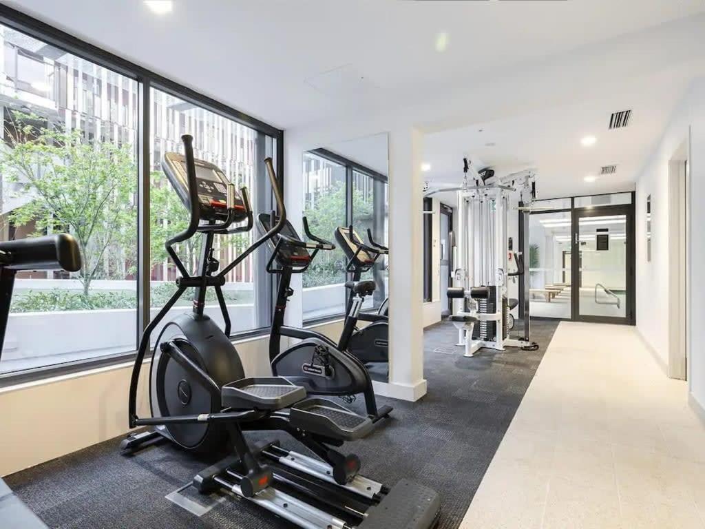 Cosy Two Bedroom Apartment With Balcony Pool And Gym Auckland Exterior foto